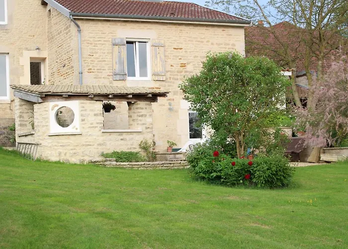 Проживание в семье Zelda *